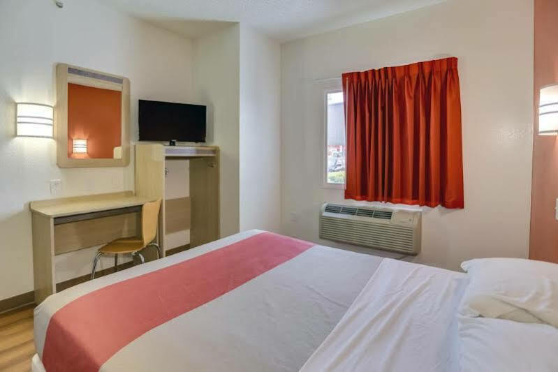 Motel 6 Houston, Tx Eksteriør bilde